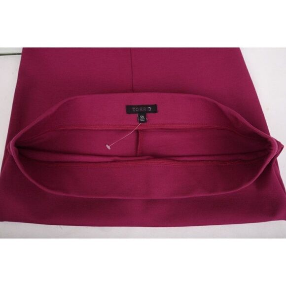 Torrid Womens Ponte Pencil Skirt Sz 00 US 10 M Raspberry Stretch - Picture 6 of 7